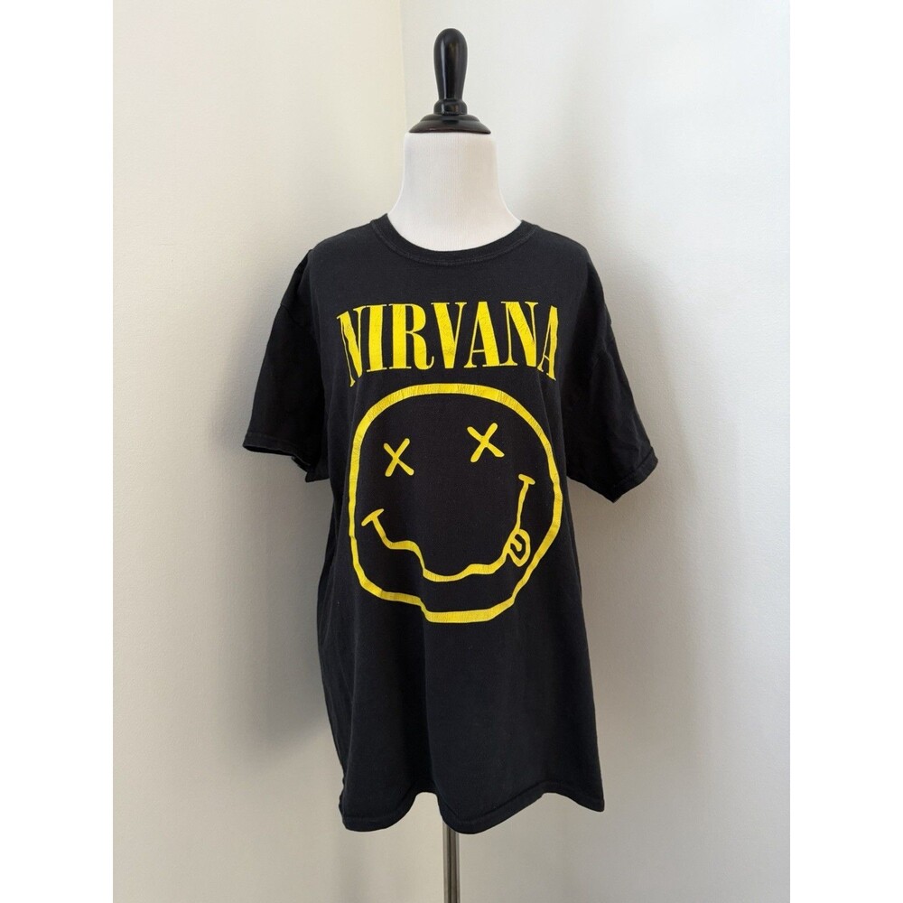 Nirvana Black‎ T-shirt Size Large